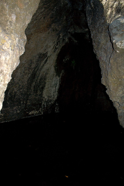 cave-entrance-Circle-X-ranch-2011-09-19-IMG 3393