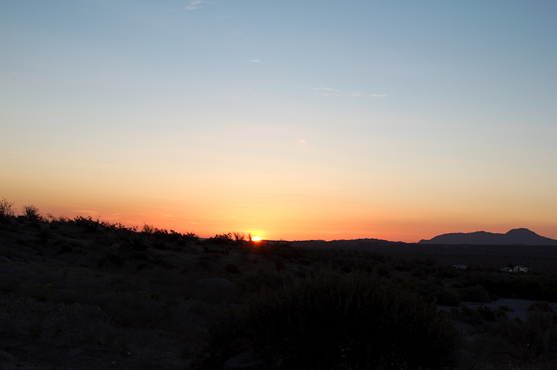 sun-rising-Mountain-Palm-Springs-Anza-Borrego-2010-03-30-IMG_0121.jpg