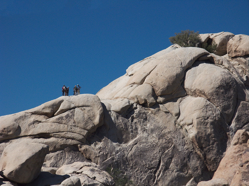 rock-climbers-on-every-knob-Hidden-Valley-Joshua-Tree-2012-03-15-IMG_1253.jpg