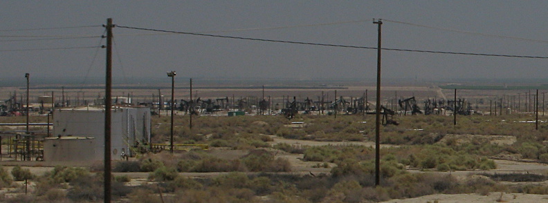 oil-wells-rte33-Maricopa-2008-07-19-img 0356