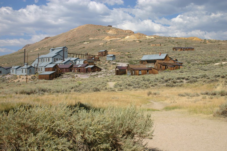 bodie-gold-ore-cyanide-mill-img 4217