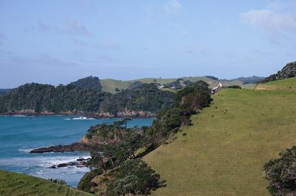 view-to-Matapouri-Bay-Whananaki-Coastal-walk-06-07-2011-IMG 2748