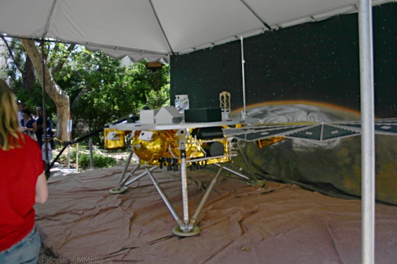 JPL-2008-Mars-Phoenix-lander-mockup-img 7048a