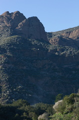 view-toward-Boney-Mountain-Sandstone-Peak-Malibu-Springs-trail-2013-01-27-IMG 7265