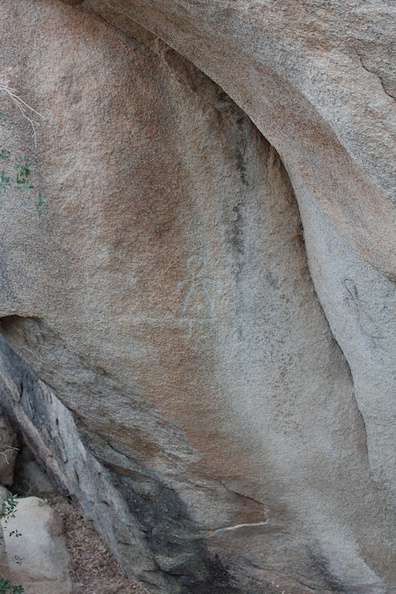 petroglyph-little-girl-Barker-Dam-trail-Joshua-Tree-NP-2016-03-05-IMG_2961.jpg
