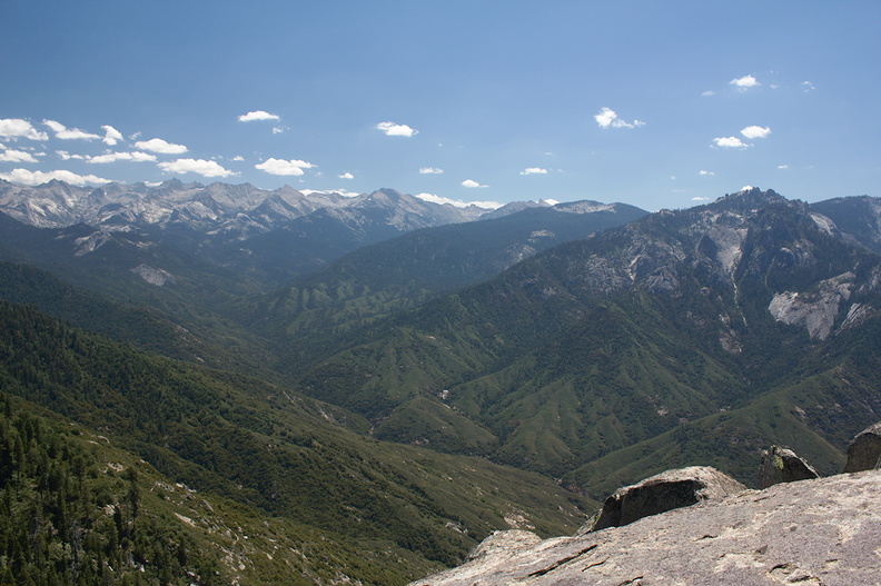 view-from-Moro-Rock-SequoiaNP-2012-07-06-IMG_5915.jpg
