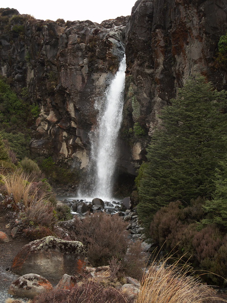 Taranaki-Falls-Tongariro-24-06-2011-IMG_8805.jpg