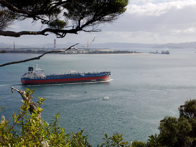 fuel-tanker-approaching-refinery-Smugglers-Cove-Track-Whangarei-Heads-2013-07-09-IMG_2501.jpg