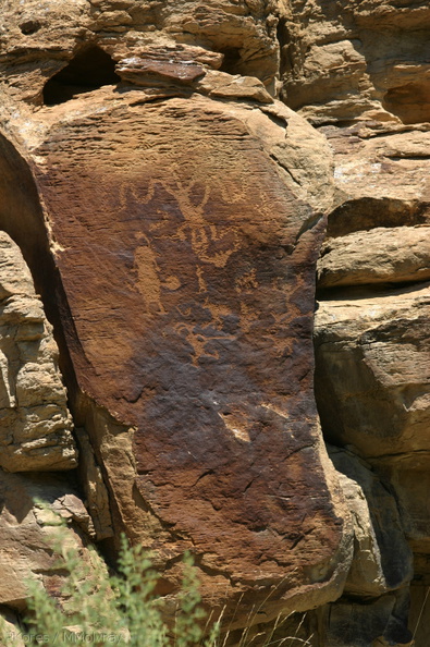 petroglyphs-Nine-Mile-Canyon-12a16-2005-07-22.jpg