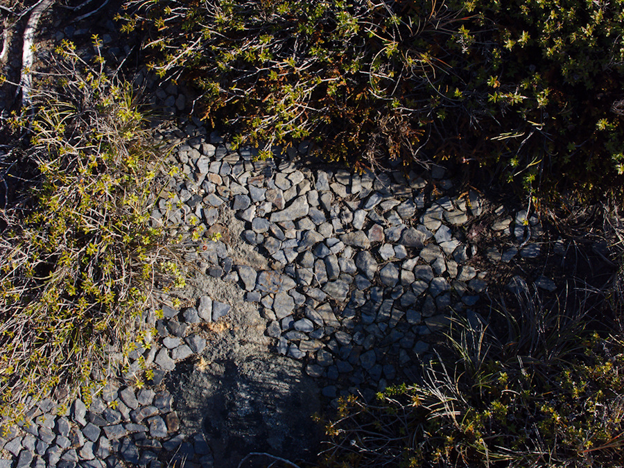 stones-self-assorting-into-tiled-pattern-Denniston-plateau-2013-06-12-IMG 1368
